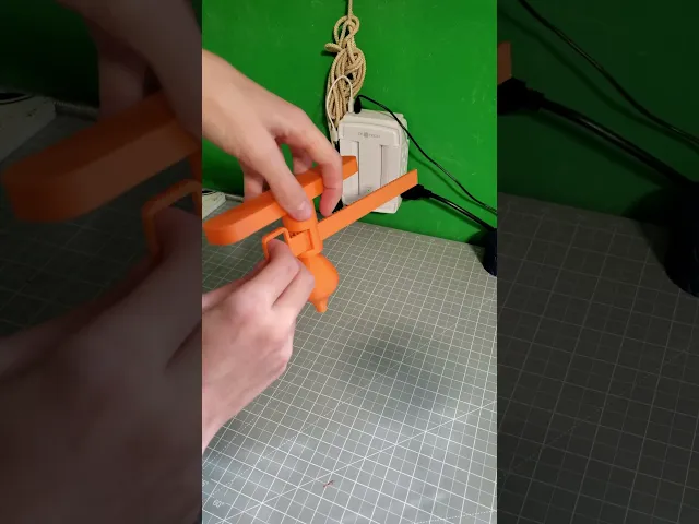 Spin Top Launcher Toy – Rack and Pinion Pull-to-Spin Mechanism video thumbnail