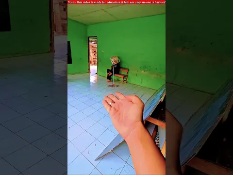 আমাদের ঘড়ে এটা কে 😲🥱