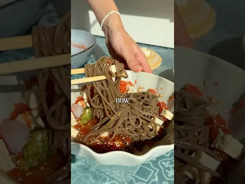 Cold tomato noodles 🥵
