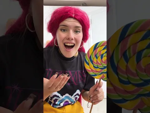 Mario attacked Princess Peach? 😱🍑 #mario#princesspeach#mira#huntrix