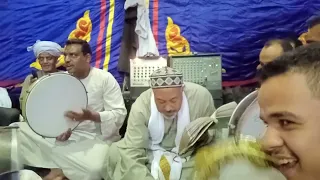 أنا الشمس الوليدة من أبيها انا أم السلالة الحيدرية  ابناء العصبه الهاشميه      دندنها