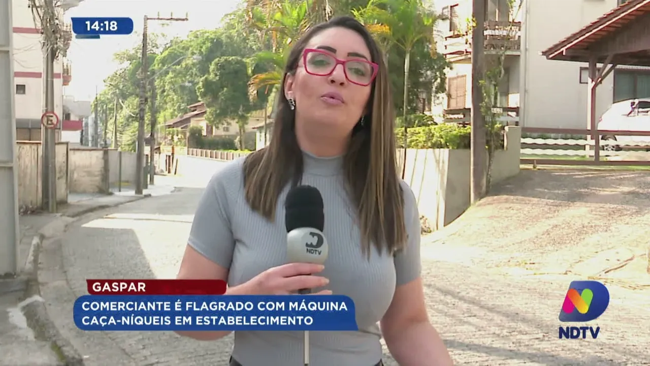 Gaspar: comerciante é flagrado com máquina caça-níqueis em estabelecimento
