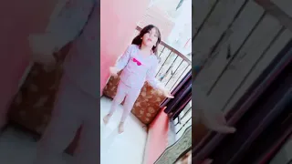 التصوير فى البلكونة فى الشتا ممتع 