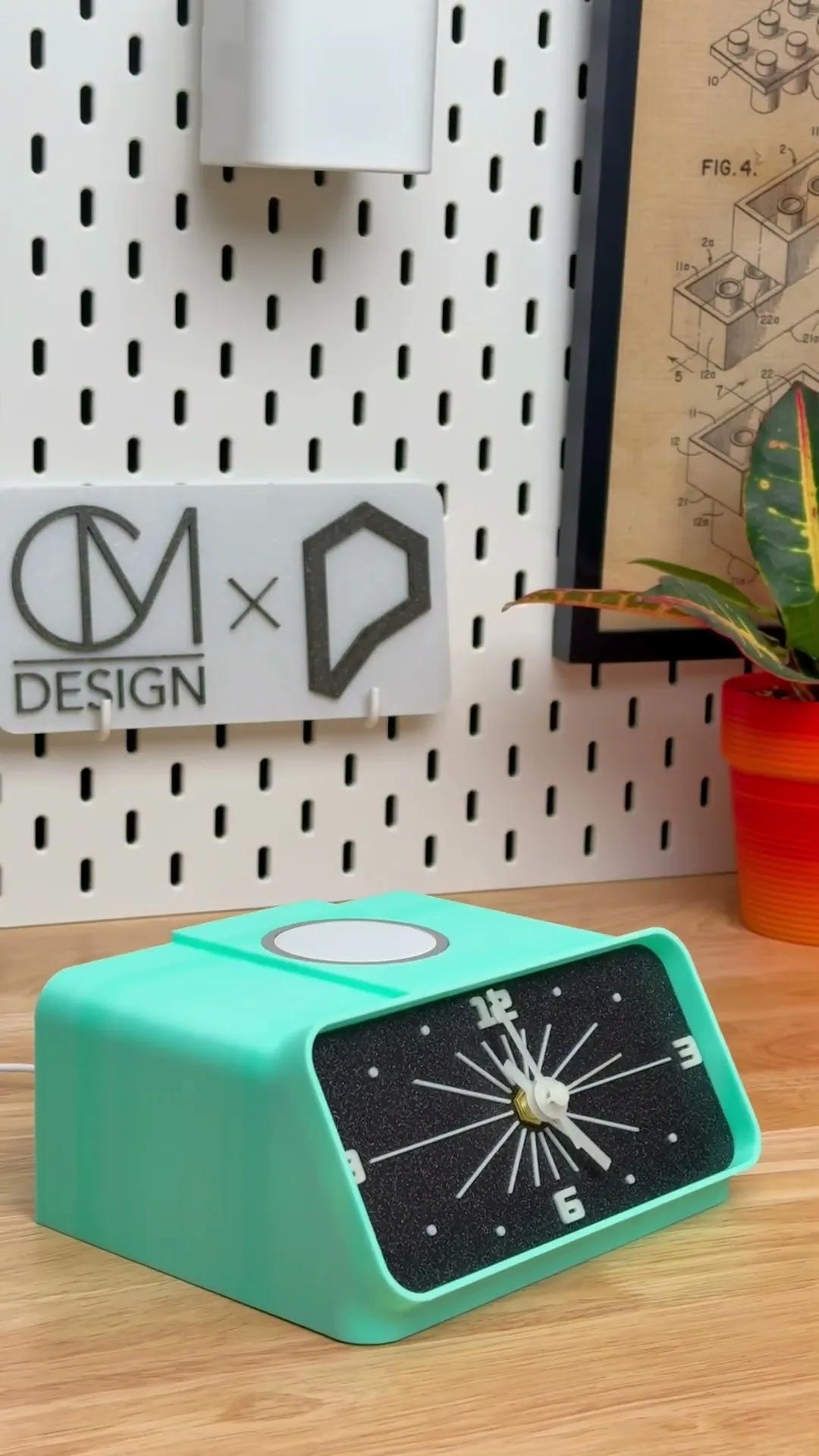 Retro Clock and Magsafe Charger