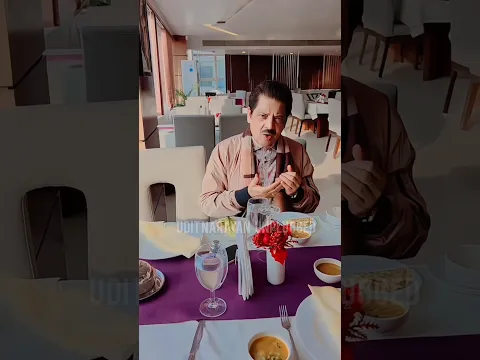 Udit Narayan Ji Eating Tasty Food 🥝 🥰 | #shorts #uditnarayan