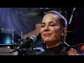 Demet Sağıroğlu - Arnavut Kaldırımı (Misafir Odası)