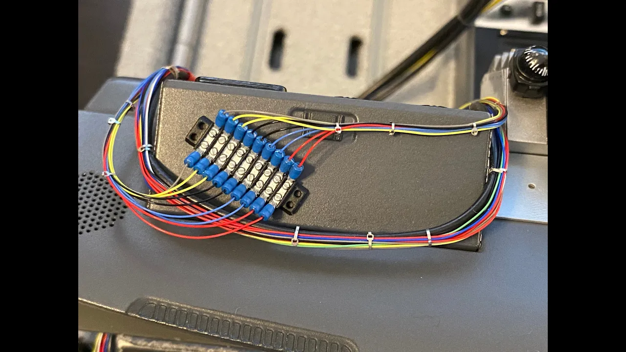 1:8 BTTF DeLorean Dashboard Wires Terminal
