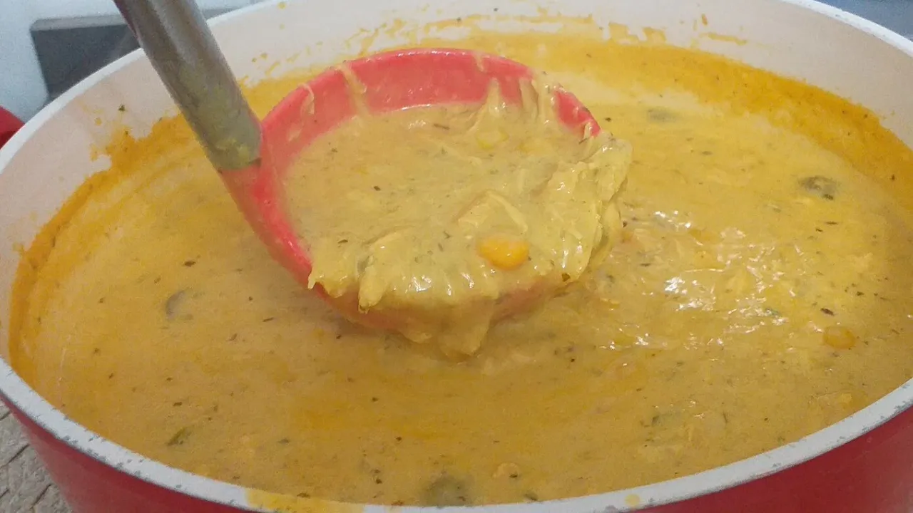 CREME DE GALINHA, MUITO FÁCIL DE FAZER