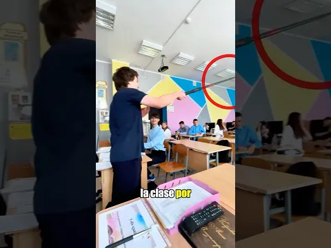 Se convirtió en el enemigo de toda la clase.#shorts