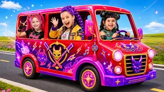 Superpoderes K-Pop con Maya, Mary y Mia | Colección de historias