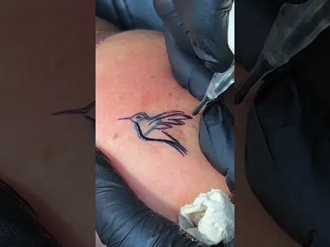 Te sorprenderás con lo sutil y delicado de este cover #tattoo #tatuaje #tatuajes