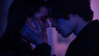                          شيرين   بتشبه عليا                    دندنها