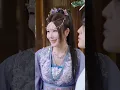 全宗門都以為他是十年煉氣的好色廢物，直到祁長老親眼看見金丹師姐爭著伺候他，才發現這位不正經的大師兄，竟是能越三境殺敵的混沌聖體！