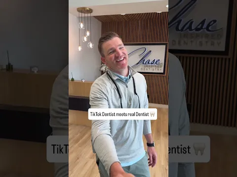 Discount Dentist vs Luxury Dentist?😱Can u guess the procedure? Hint:🦷#discountdentist #foodsurgery