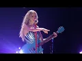 Kelsea Ballerini – Baggage (Live from CMA Fest 2025)
