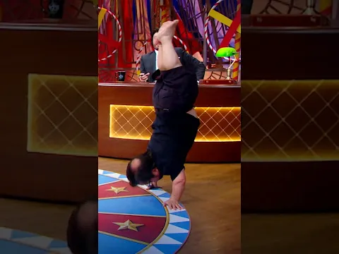 Duvido você fazer igual 🤣🍌 #humor #danilogentili #thenoite #sbt