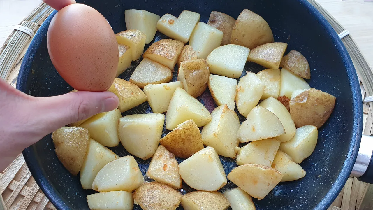 감자 계란 버터볶음