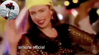 مش نظرة و ابتسامة المتألقة سيمون 