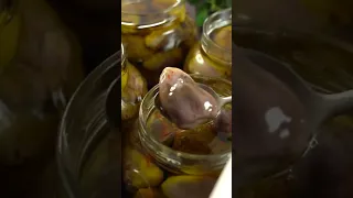 الطريقة الصحيحة لعمل المكدوس السوري طريقة امي بخبرة ٦٠عاما مع كل اسباب النجاح بدون ما يجلد ولا يرتخى دندنها