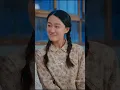 穷小伙一睁眼居然穿回了60年代，被一个美艳寡妇救了，还掌握了往返两个时代的技能，他抓住时代物资差价捡漏成功暴富！