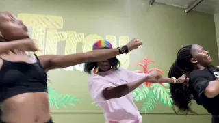 DAVIDO - FEEL Dance Choreography by H2C Dance Co. At the Let Loose Dance Class