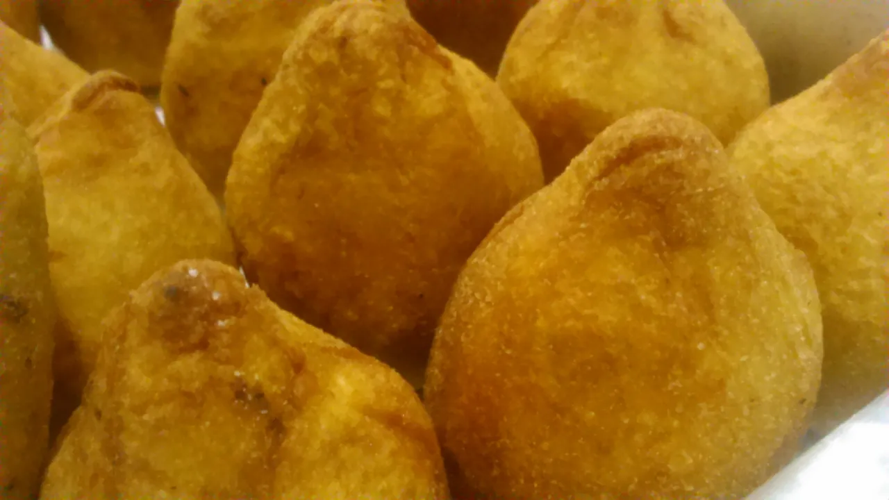 COXINHAS DE MANDIOCA (RECEITA LUCIPEDROS)