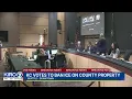 King County Council votes to pass ICE ban on county property