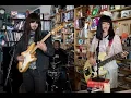 Lagu Khruangbin: NPR Music Tiny Desk Concert