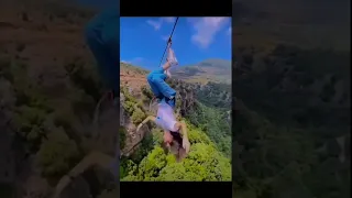 عيش الهوى متلي وخاطر 