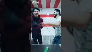 اتنين ملهمش امان الفرامل والنسوان 