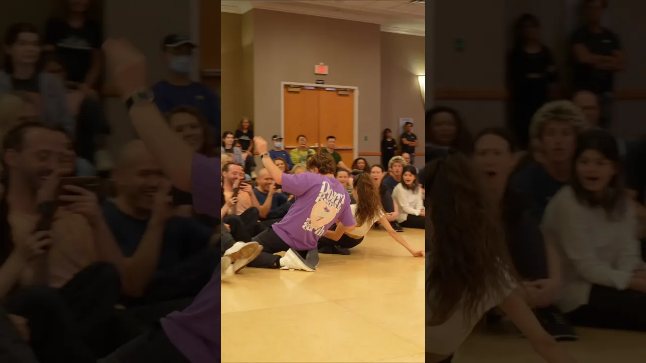 You know at this point that someone is gonna end up knee sliding into the audience…🤷‍♂️