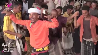 اغنية الا ياصبا نجدي عندليب الغناء الحضرمي الفنان عمر الهدار شف تواضع هذا الفنان وخرجوه من المسرح 