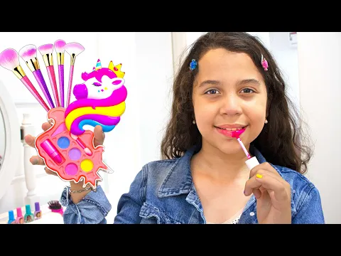 Download MP3 Sarah Pretend Play Dress Up and Make Up Toys