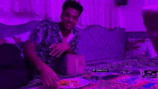 Ibsishan Maki Afaan Keesaa Dhungate Kameera Duratti Ajaiba 