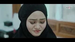 menyerah nazia marwiana menyerah