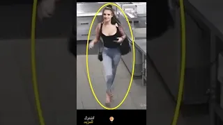 اغرب المواقف اللي صورتها الكاميرات مدهش موقف فيديو مضحك رائع غريب معلومة لعقلك 