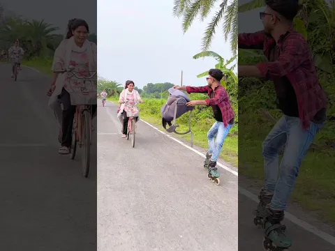 😤🤣 #skating #road #cycle #girl #funny #reaction 😤🤣 #youtubeshorts #viralshorts #shorts