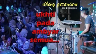 Download dhevy geranium - kartonyono medot janji ska version - live at polkesma MALANG (drumcam) MP3