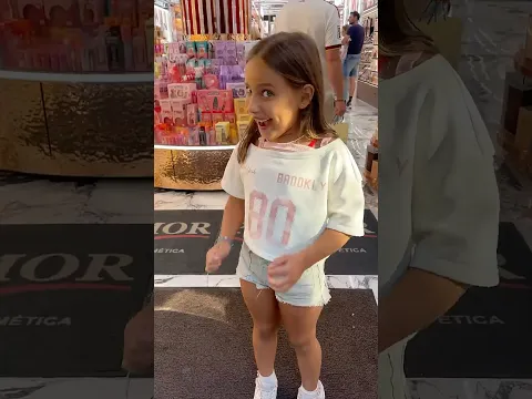🛍️ MINI VLOG de COMPRAS con GISELA 🛍️ MADRE E HIJA COMPRANDO 😜 #minivlog