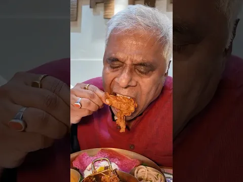 Crunchy Pani Puri… Mutton Sukkha… aur Egg Hopper ke saath chicken in Ahmedabad 😍🤤