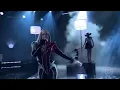 Gloria Groove cantando "Vermelho" no Melhores do Ano do Domingão