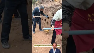 بناء مزرعة دجاج بالطريقة التقليدية في الصين مواد طبيعية وتصميم عملي 