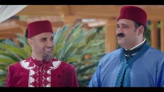 رجالة البيت كيف تتحدث المغربية بطلاقة مع تيمون وبومبا ايه بزاف ده حرف جديد ياعني الزال 