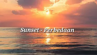 sunset perbedaan lirik 