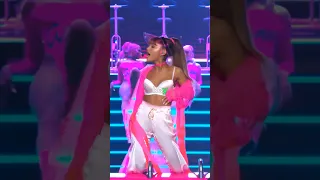 Ariana Grande Side To Side LIVE 