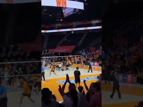 POV: Tennessee reverse sweeps Kentucky VB 😲 #shorts