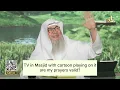 TV di Masjid, Apakah Salat Saya Sah? | Sheikh Assim Al Hakeem
