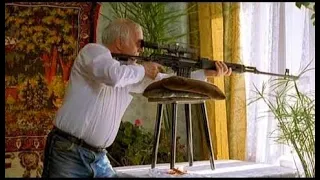 افتكروه ضعيف وهيسيب حق عيلته وميعرفوش انه قناص محترف وهينتقم منهم ملخص فيلم The Voroshilov 