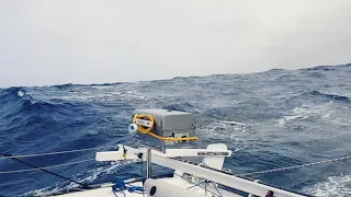 5 Tips For Heavy Weather (with DEMO) – Ep 69 Sailing Luckyfish