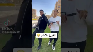 وانا نايم بلعب فيه 